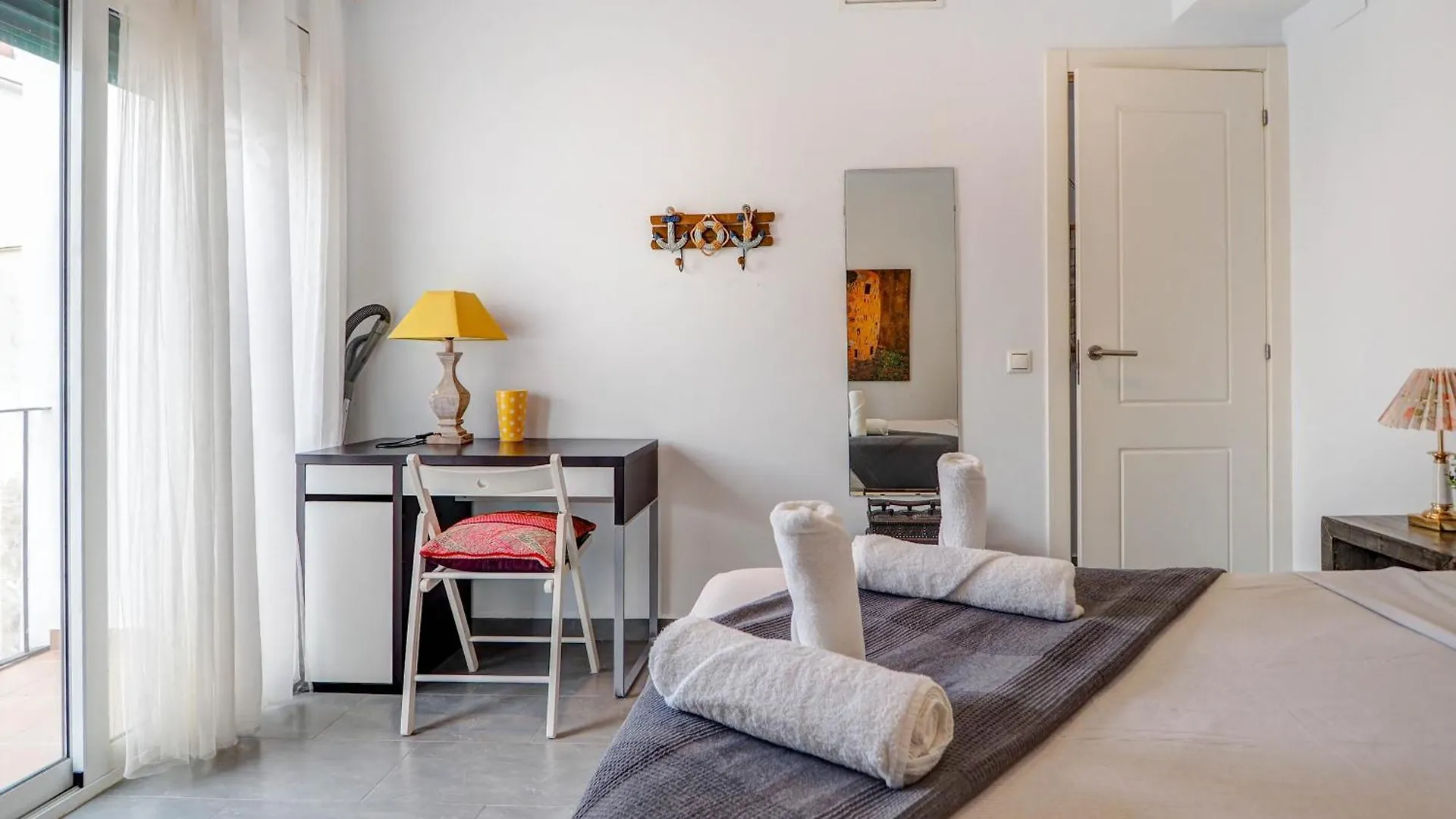 Central Terrace By Hello Homes Sitges 0*,