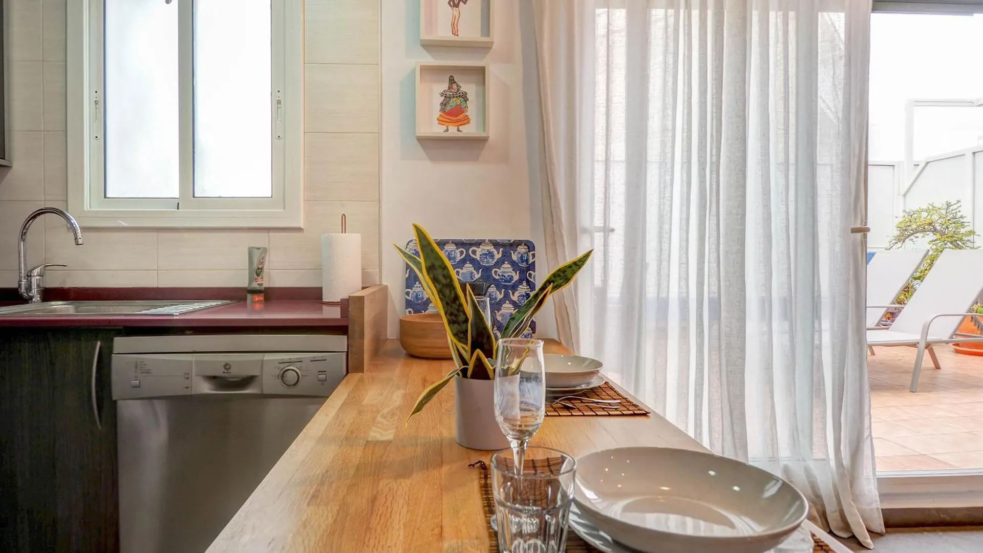 Central Terrace By Hello Homes Sitges İspanya